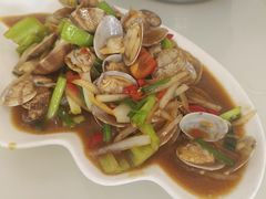 -覃记海鲜美食餐厅