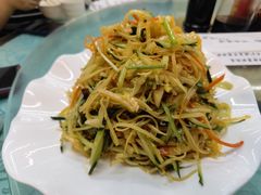 -东北四季饺子王(华山路店)