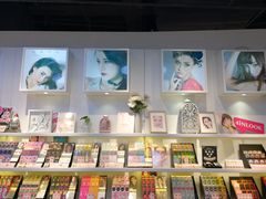-4iNLOOK美瞳店(上海日月光中岛店)