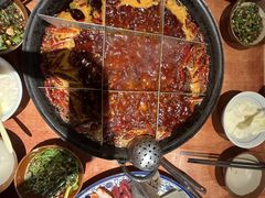 -周小明火锅(黑金冠社区店)