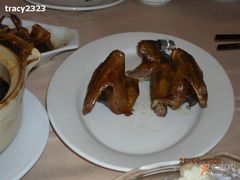 乳鸽-海派铜锣湾(打浦路店)