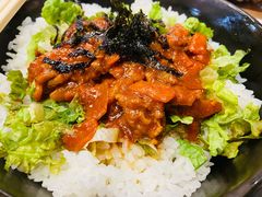 牛肉五花肉双拼拌饭套餐-大食代美食广场(迪士尼小镇店)