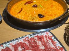 -洱火云南酸菜牛肉火锅(石景山当代商城店)