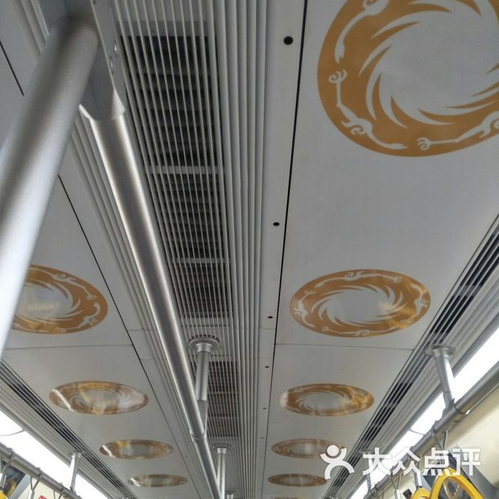 一品天下—地铁站