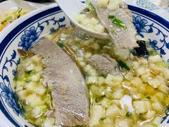 羊肉泡馍-东关吉祥西安腊汁肉夹馍(健德门店)