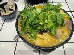 -肥汁米蘭香港米线(长宁来福士店)