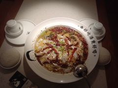 招牌老坛酸菜鱼-江渔儿酸菜鱼·拔草餐厅(虎门君乐汇店)