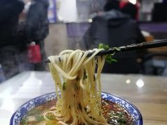 -陇上全荟兰州传统牛肉面(延吉路店)
