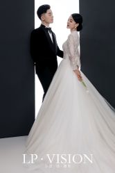 -乐派诗婚纱摄影