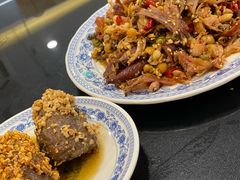 麻辣兔头-鸿运兔·手撕烤兔(天府广场店)