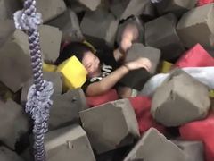 -嘿哟动霸CHUA·新潮玩运动娱乐中心·蹦床滑冰团建乐园