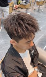 -藤野造型烫发染发