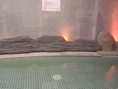 -水中央富硒温泉