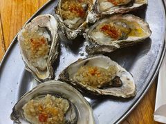 -蚝哥花姐湛江烤生蚝(美丽湾市场店)