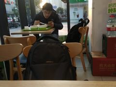 -老乡鸡(武汉中南梅苑小区地铁站店)