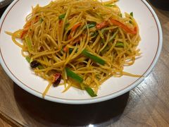 -蒙亨·阿木图赛(乌兰察布天恒广场店)