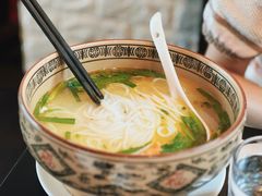 蒙自过桥米线-南蛮子(进贤路店)