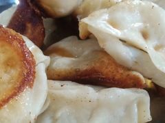 -黄阿姨锅贴大王(万航渡路店)