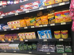 -综合保税区进口商品直销中心(新百店)