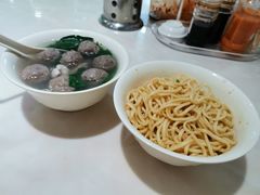 牛肉丸肉沫腌面-正宗梅州三及第