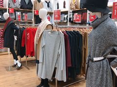 -优衣库(重庆星光时代广场店)