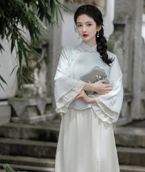 -租旗袍租礼服馆