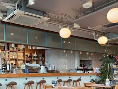 -ROAST coffee & eatery