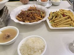 -刘胖子家常菜·蹄花焖藕(中南店)