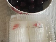-红宝石·鲜奶小方·海派西点房(金杨店)