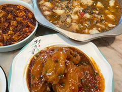 水煮肉片-川人川菜馆·小龙虾·鲜虾现做(黄山路店)