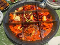 -五里关火锅(上海鑫耀·光环Live店)