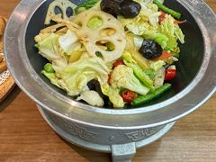 -有红鸡毛店·川菜(建设路店)