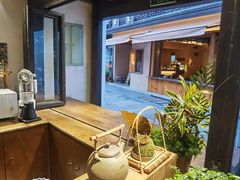 -Metal hands·铁手咖啡