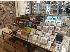 -猫的天空之城概念书店(杭州南宋御街店)