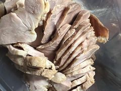 蒜泥腱子肉-华春餐馆(鱼山路店)