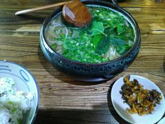 牛肉米线-云上千禾(水上店)