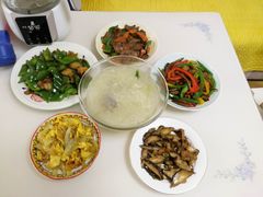 -爱月宝月嫂·育儿嫂(哈尔滨总店)