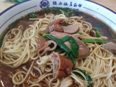 -镇南锅盖面馆(解放路店)