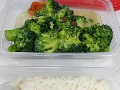 -宏状元现熬粥·京味菜(三里河店)