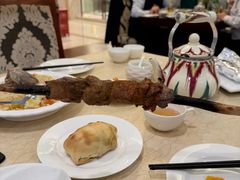-汗腾格里·风味餐厅(新疆驻京办店)