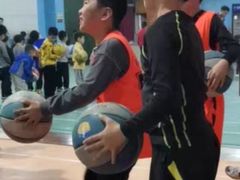 -东方启明星篮球培训(击掌校区)