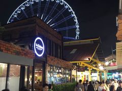 -曼谷湄南河畔华美达广场酒店