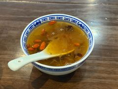 -蟹上黄·蟹黄面·江南糖水(人民广场店)