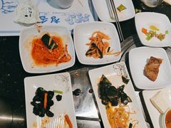 -青松馆韩国料理(香港中路佳世客店)