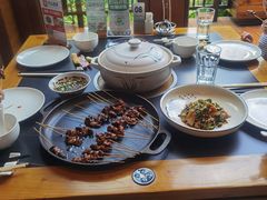 -黔蘑菇四季餐厅(观山湖店)