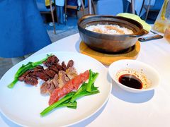 腊味煲仔饭-粤界(望京金辉店)