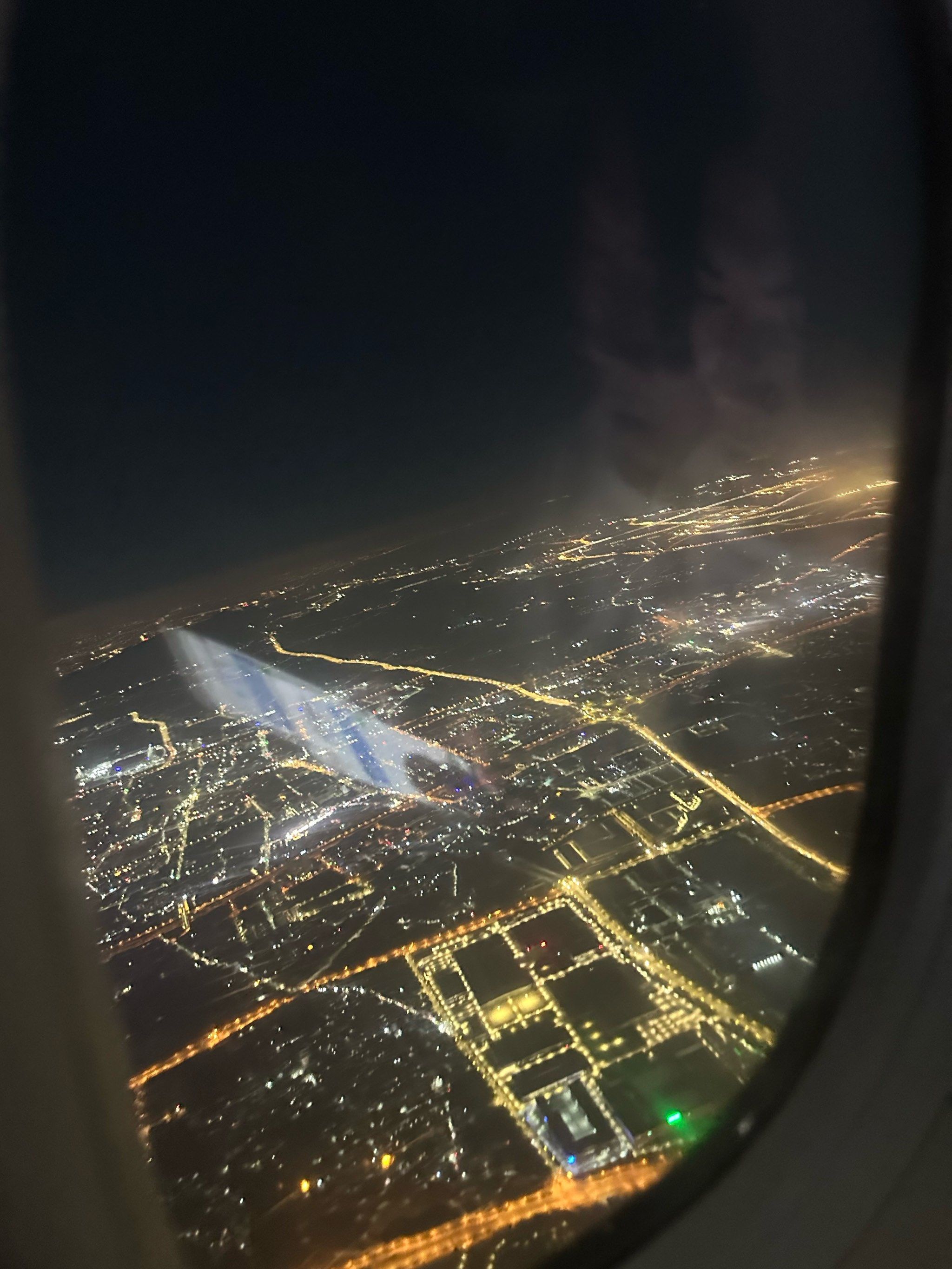 天天领红包
今天在等飞机,今天的夜景超级无敌好