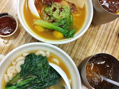 鸡翼中-新记美食(关闸店)