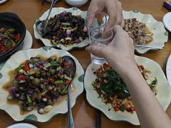 -山坑河鲜(昆仲楼店)