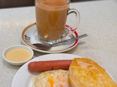 -香港新发烧腊茶餐厅(水围店)